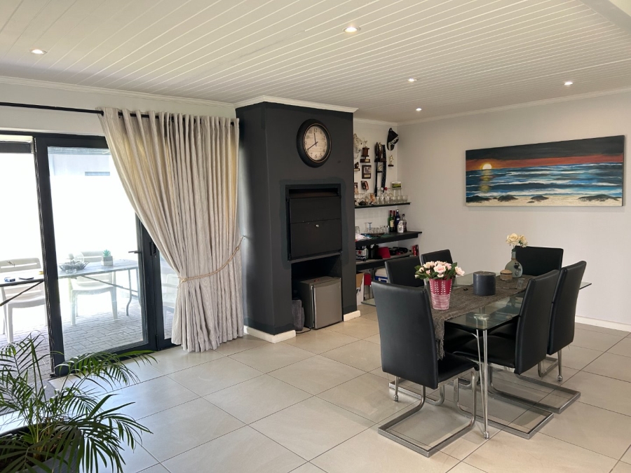 3 Bedroom Property for Sale in Blue Mountain Village Western Cape